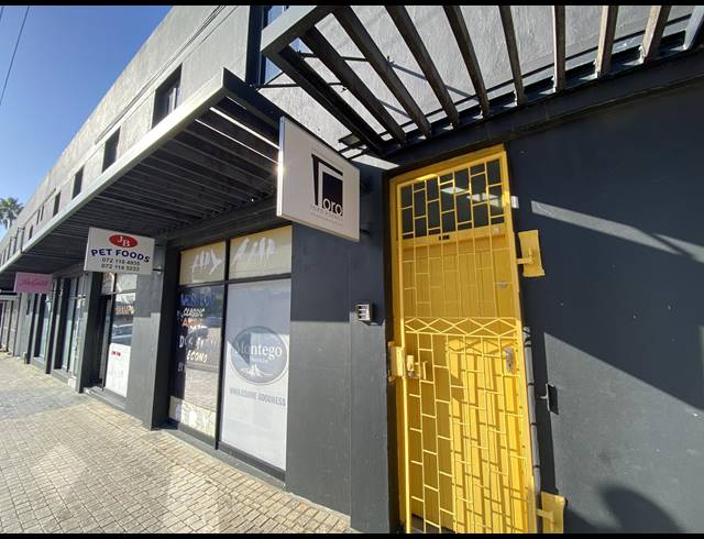 122M² OFFICE TO LET IN SALT RIVER